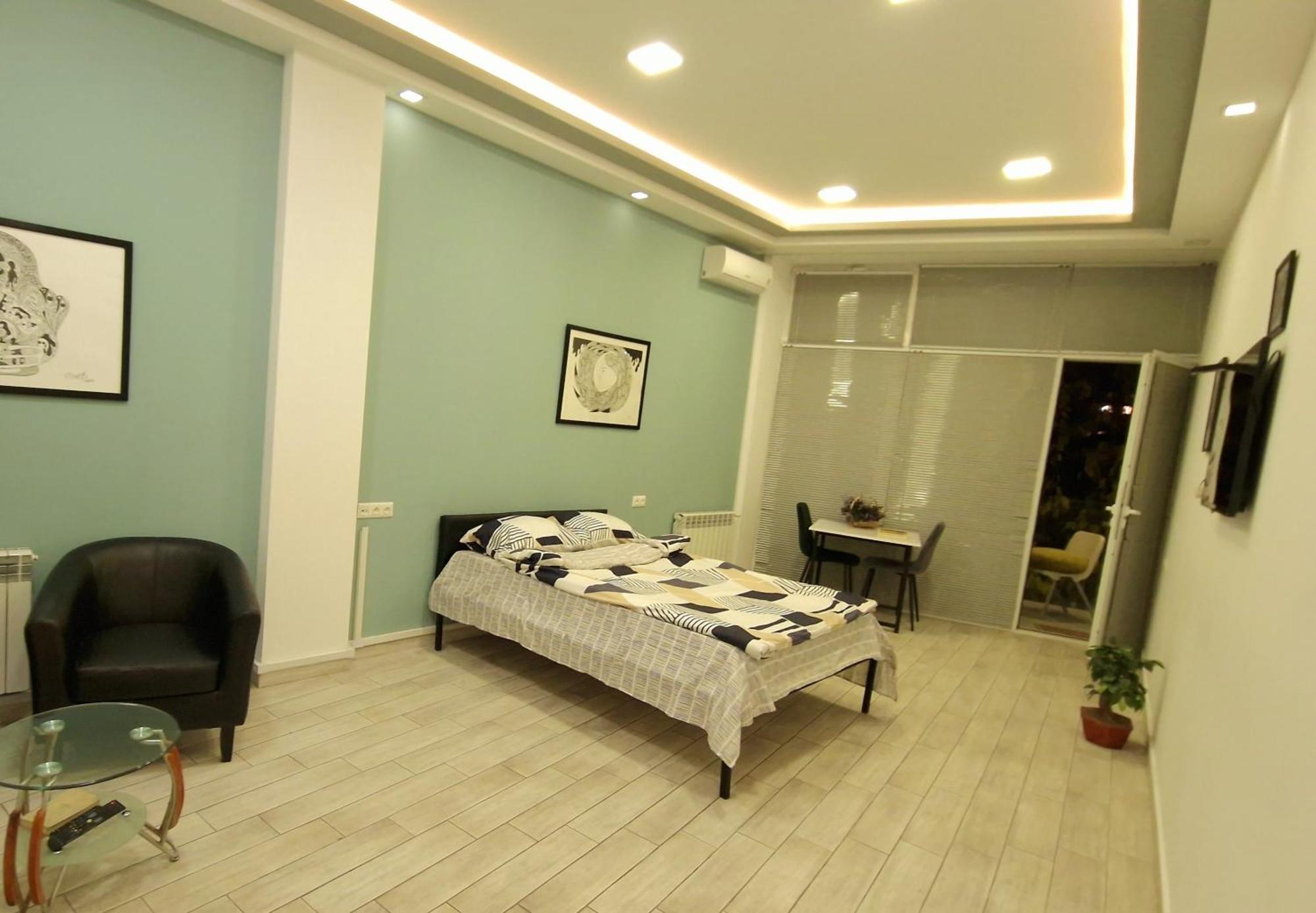 Puzzle Space Hostel Yerevan Exterior photo
